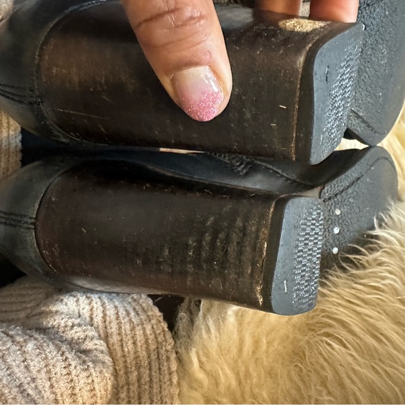 FRYE Patty Artisan Leather Black Ankle Booties Size 7 - Picture 11 of 12